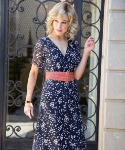 Wigs For Women Reign (Exclusive) | Lace Front & Monofilament Synthetic Wig By Amore 14 Wigs For Women Reign (Exclusive) | Lace Front & Monofilament Synthetic Wig By Amore