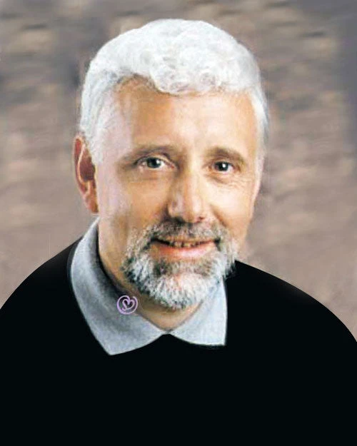 Toupee For Men Wavy Contempo | Men's Hairpiece By Leading Man 3 Toupee For Men Wavy Contempo | Men's Hairpiece By Leading Man